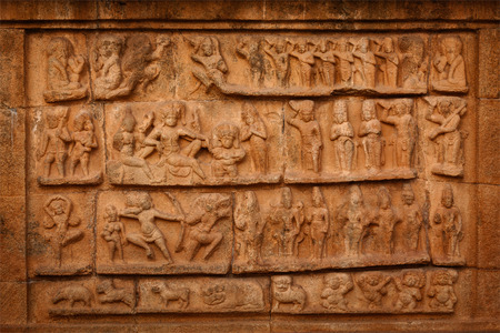 Ancient bas relief. Brihadishwara Temple. Tanjore (Thanjavur), Tamil Nadu, Indiaの写真素材