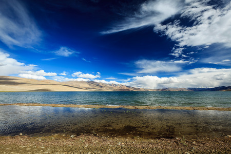 Himalayan mountain lake in Himalayas Tso Moriri (official name: Tsomoriri Wetland Conservation Reserve), Korzok,  Changthang area, Ladakh, Jammu and Kashmir, Indiaの写真素材