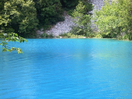 Colorful and vibrant landscape of lake shore. Tranquil landscape Useful as background. Lower lakes canyon. Plitvice Lakes National Park, Croatiaの写真素材