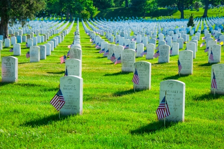 Arlington National Cemetery near to Washington DC, in Memorial Dayのeditorial素材