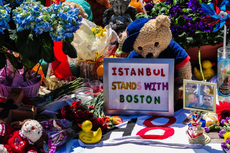 BOSTON CITY - APR 30  Makeshift Memorial for Marathon bombing victims at Copley Square, Boston, Massachusetts on April 30, 2013  Hundreds of people lay flowers, display messages of hope for 4 victims のeditorial素材