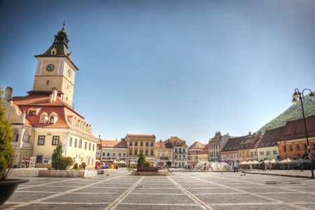 BRASOV, ROMANIA - MAY 3: Main square, piata Sfatului in city of Brasov, Romania on May 3, 2013.のeditorial素材