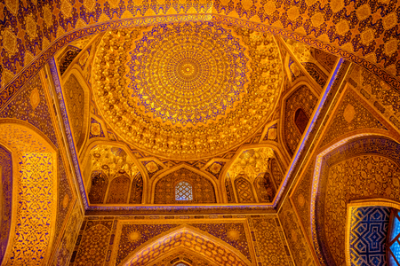 Golden ceiling of Tilya-Kori Madrasah, Registan, Samarkand, Uzbekistanの写真素材