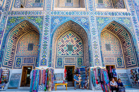 SAMARKAND, UZBEKISTAN - Small souvenir shop in the colorful atrium in Samarkand Registan, Uzbekistan. August 2016のeditorial素材