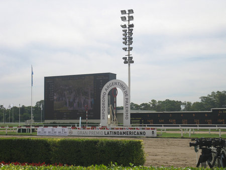 Horse race installationのeditorial素材