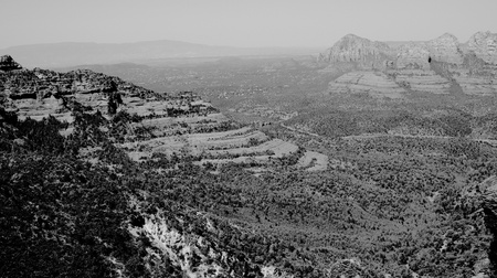 Old time image of Desert Mountains and rock formations at sedona arizona black and whiteの写真素材