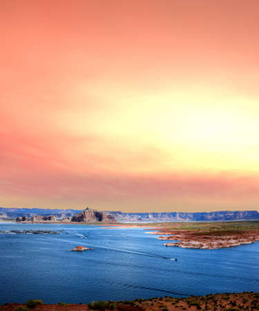 Elevated view sunrise at Lake Powell in the Arizona Desertの写真素材