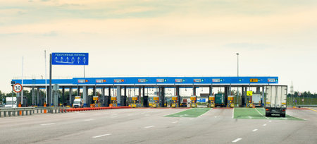Russia, 2015: new tollgate in the road M4