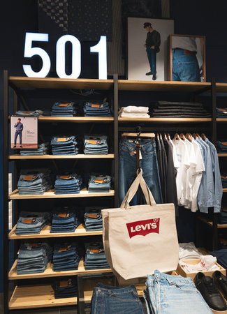 2021: Levis boutique. Levi Strauss & Co, american manufacturer of jeans and clothes, since 1853のeditorial素材