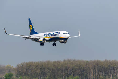 Munich, Germany - April 17. 2019: Ryanair Boeing 737-8AS with the aircraft registration EI-EGD is landing on the southern runway 8R of Munich Airport MUC EDDMのeditorial素材
