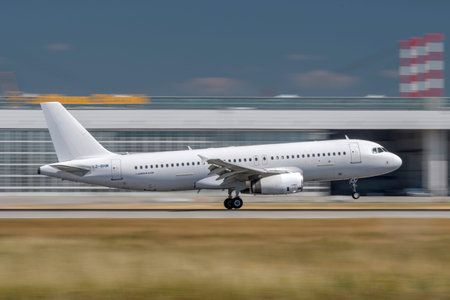 Munich, Germany - June 29. 2023 : Balkan Holidays Air Airbus A320-232 with the aircraft registration LZ-BHM during landing to the southern runway 26L of the Munich Airport MUC EDDMのeditorial素材