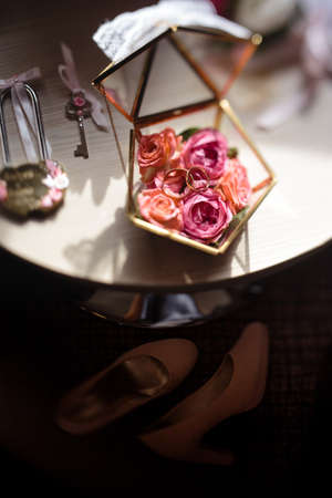 Close up of real flowers details at a wedding - Glass casket for bridal ringsの写真素材