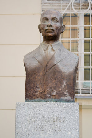View Alba Carolina Fortress - statue -is the heart of the city of the Great Union of Romans- Alba Iulia, the Fortress that does not speak today, through the strength of its walls, about the Roman pastのeditorial素材