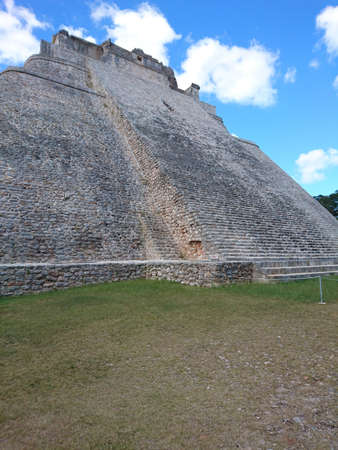 The Pyramid of the Magician.Is a Mesoamerican pyramid located in the ancient preColumbian city of Uxmal,Mexico.It is also called thePyramid of the Dwarf and the Pyramid of the Riddle.のeditorial素材