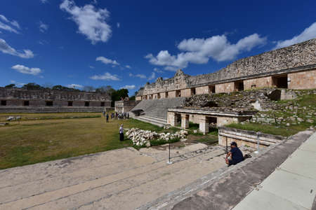Uxmal Archaeological Complex is the best preserved Mayan remains in Yucatan Peninsula.Representative constructions of site are:the Leader's Palace,Magician's Pyramid,Administrative Palace,platform useのeditorial素材