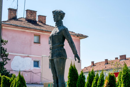 Statue of a boy in the old town of Vilnius, Lithuania.の写真素材