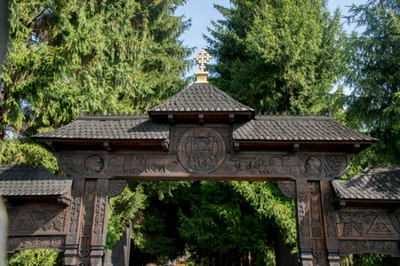 Wooden gazebo in the park of the city of Sâmbâta de sus Romaniaの写真素材