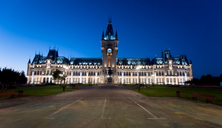 Chateau de Chambord at night, Paris, Franceの写真素材