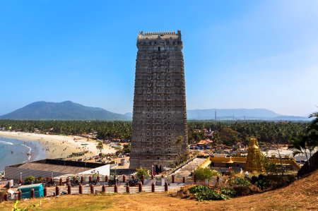 MURUDESHWAR, INDIA Gopuram of Murudeshwar Temple was built in 2008, dedicated to Hindu god Shiva and it is 72 meters high.のeditorial素材