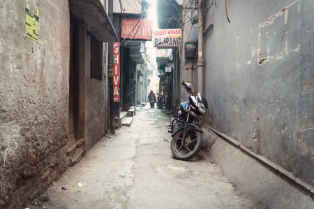 Narrow street in old Delhi. Main Bazaar new Delhi Indiaのeditorial素材