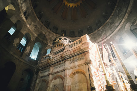 JERUSALEM, ISRAEL. 24 October 2018: The ceiling over Christ grave in the holy church in Jerusalem.のeditorial素材