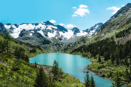 Beautiful mountain lake with turquoise Multinskoe Chita clear water in the Altai Republic Siberia Russiaの写真素材