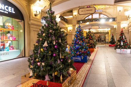 MOSCOW, RUSSIA - DECEMBER 21, 2021: New Year, Christmas interior decoration of GUM department store State Department Store in Moscow city, Russia. New Year 2022 decor, holiday ornament. Moscow GUMのeditorial素材