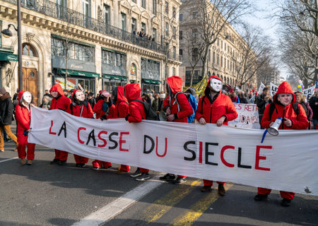 Paris, France - January 24 2020: Protest against the retirement pension reform of President Macron - Banner with the sloganのeditorial素材