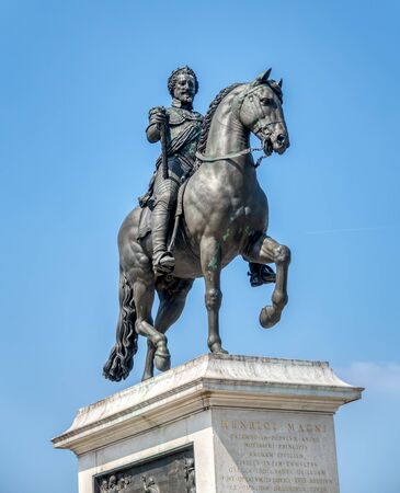 Paris, France: Equestrian statue of Henry IV by Pont Neuf - Paris, Franceの写真素材