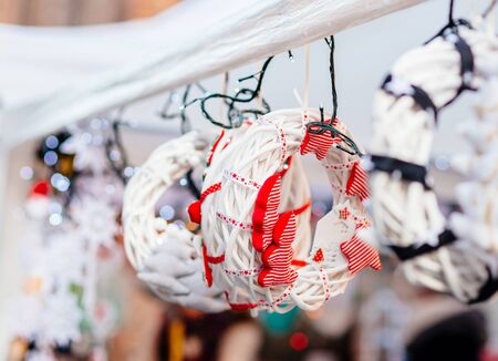 Christmas wreath on the December Christmas marketの写真素材