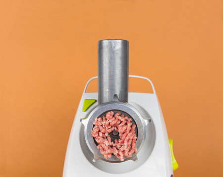 meat grinder and mince