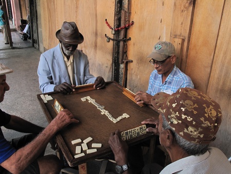 La Havana, Cuba- February 2, 2009: Elderly Cubans spend their time playing in the streets of Havana.                               のeditorial素材