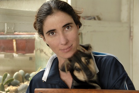 La Habana, Cuba February 6 2009.Yoani Sanchez at his home. She is famous worldwide for his independent blog which regularly publishes stories of Cuban life, characterized by a highly critical tone towards the governmentのeditorial素材