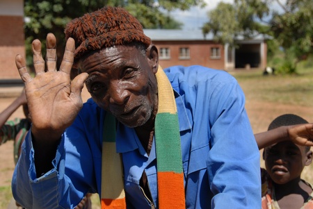 Malawi-April 2007: Portrait of a cute 80-year old African. the way in Malawi has a limit of 45 years. It 's rare to find a senior in 80 yearsのeditorial素材