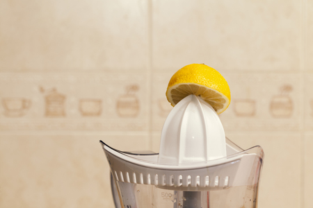 lemon juice maker close upの写真素材