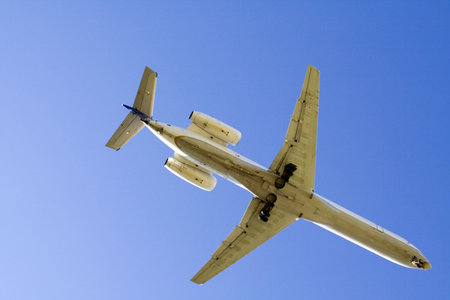 Large jet - possibly a 727, with landing gear down - very close to the ground.