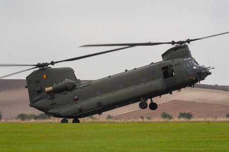 RAF CHINOOK HELICOPTER, ENGLAND, SEPTEMBER 8 2007, Royal Air Force RAF Chinook twin rotor helicopter...