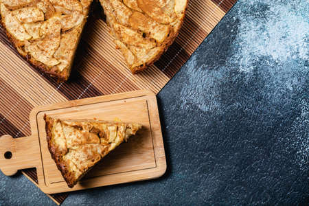 Sweet homemade apple cake with cinnamon. Copy spaceの写真素材