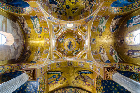 PALERMO, ITALY - SEPT 7, 2015: Ceiling in the church of Santa Maria dell'Ammiraglio, commonly called the Martorana. Golden mosaics. Palermo, Sicily, Italy.のeditorial素材