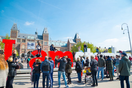 The I Amsterdam sign in front of the Rijksmuseum.のeditorial素材