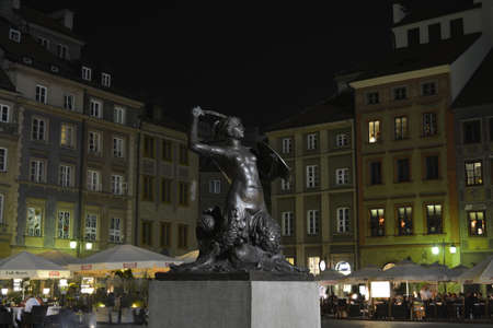A statue in the middle of Old Town market squareのeditorial素材