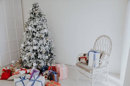 rozhdetvenskij interior room new year tree decoration winter holiday giftsの写真素材