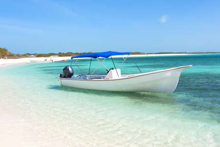 Boat at the tropical beachの写真素材