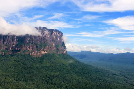 View of the Auyantepui from the plane, Venezuelaの写真素材
