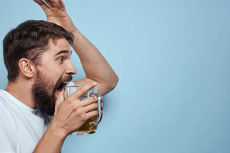 Drunk man beer mug fun white t-shirt lifestyle blue background