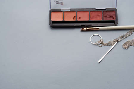 makeup lipstick eyeshadow brush chain professional styleの写真素材