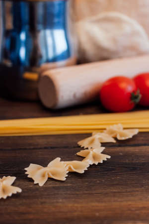 pasta italian cuisine cooking ingredients sauce lunchの写真素材