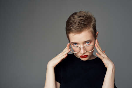 woman with glasses glamor modern style cropped viewの写真素材