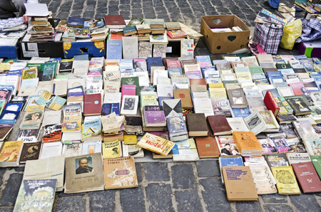 Book market outdoor - old books lying on the pavementのeditorial素材