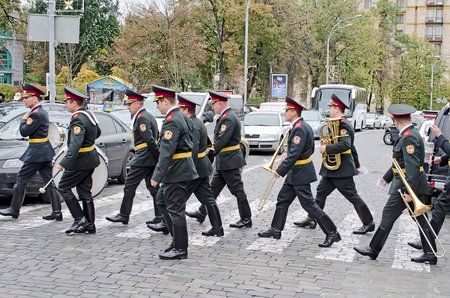 KIEV, UKRAINE - OCTOBER 01: Military band at the funeral of Chief of the Security Service of Ukraine - Directorate for Combating Terrorism - Alexander S. Birsan on October 01, 2013 in Kyiv, Ukraineのeditorial素材